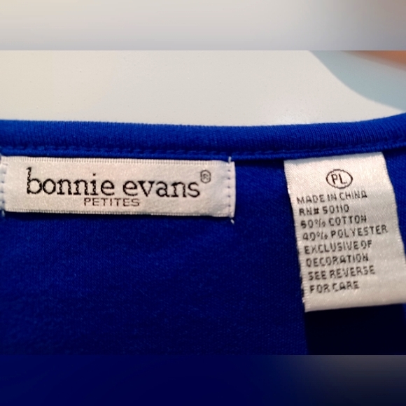 BONNIE EVANS SAILBOAT EMBROIDERED AND RHINESTONE EMBELLISHED COTTON TOP! - Picture 3 of 3